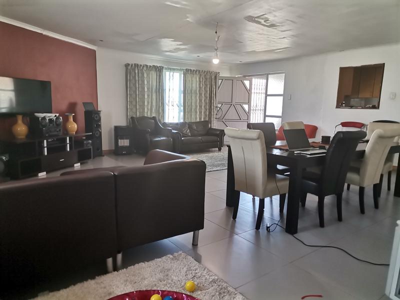 To Let 3 Bedroom Property for Rent in Mandalay Western Cape